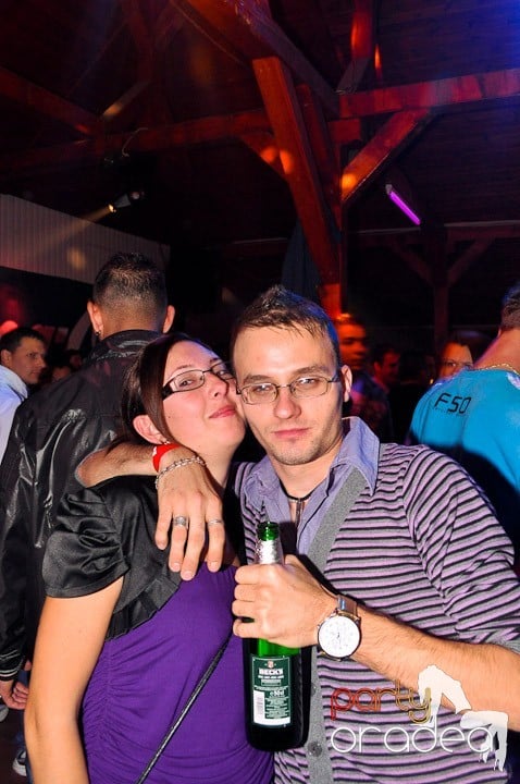 Distracţie la maxim în Disco Faház, 