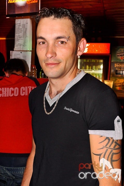 Distracţie la maxim în Disco Faház, 