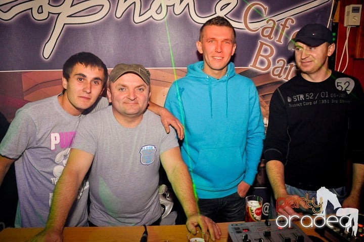 Distracţie la maxim în Disco Faház, 