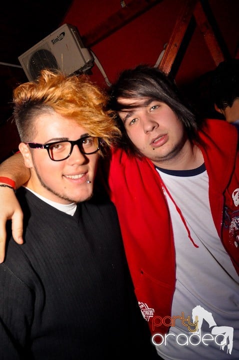 Distracţie la maxim în Disco Faház, 