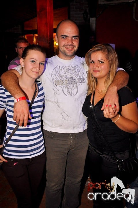 Distracţie la maxim în Disco Faház, 