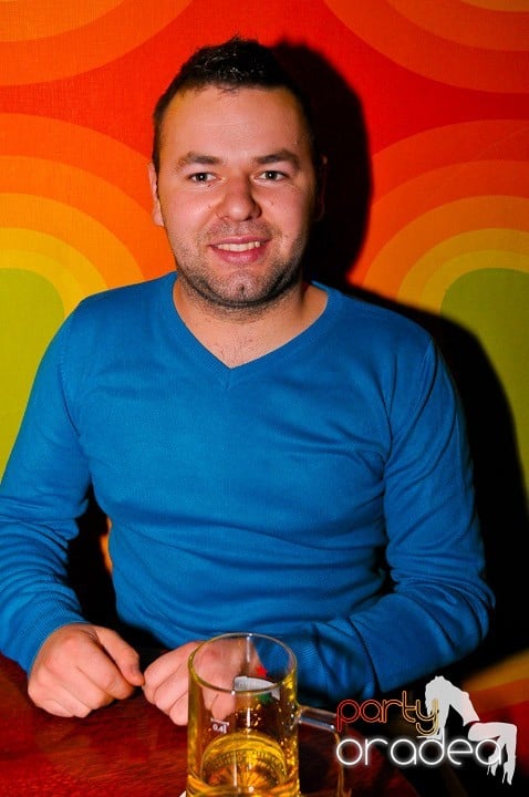 Distracţie la maxin în Juice, Juice