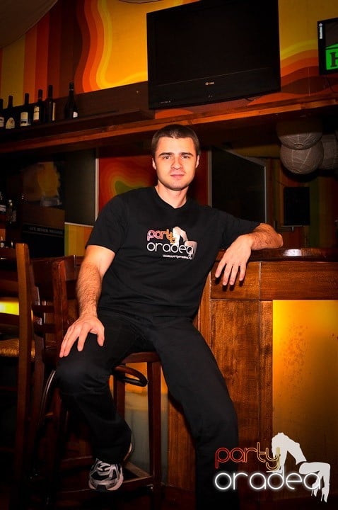 Distracţie la maxin în Juice, Juice