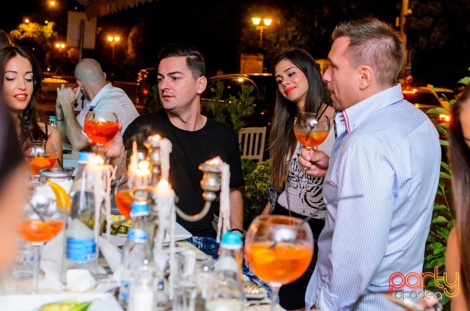 Distracţie la Pizza E Vino, Pizza e Vino