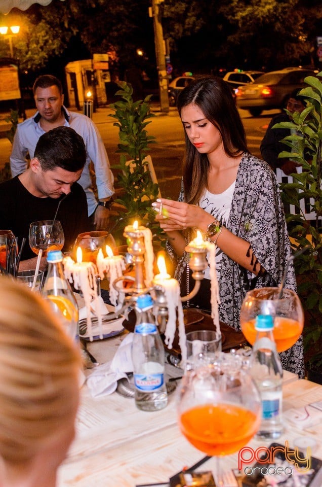 Distracţie la Pizza E Vino, Pizza e Vino