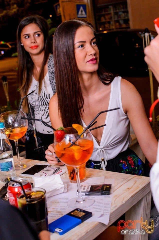 Distracţie la Pizza E Vino, Pizza e Vino