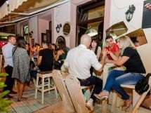 Distracţie la Pizza E Vino