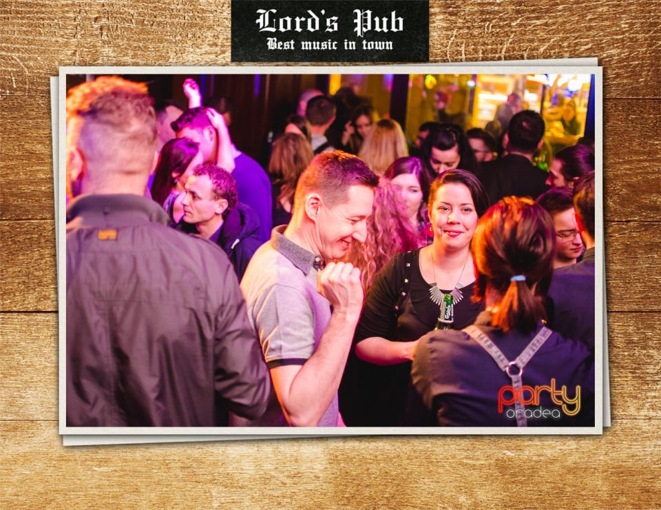 Distracţie în Lord's Pub, Lord's Pub
