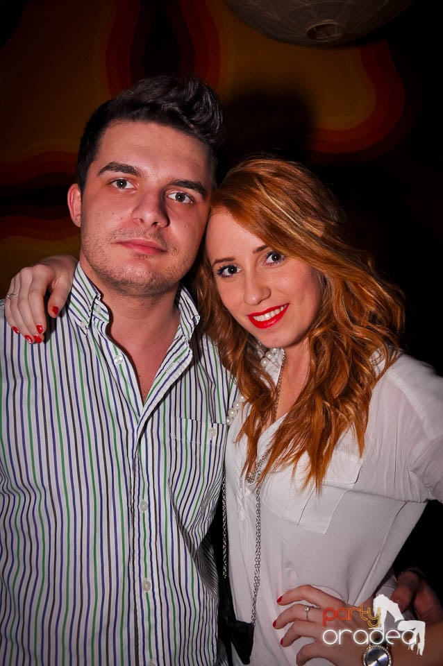 Distracţie până dimineaţa în Juice, Juice