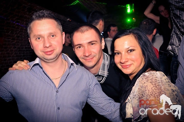 Distracţie până în zorii zilei, 