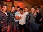 Distracţie şi veselie în Club Downtown