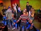 Distracţie şi veselie în Club Downtown
