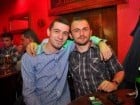 Distracţie şi veselie în Club Downtown
