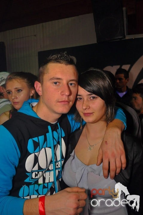 Distracţie şi voie bună în Disco Faház, 