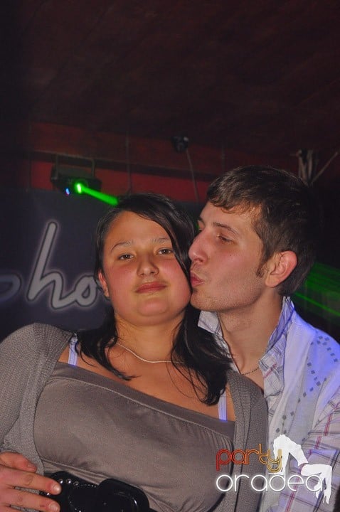 Distracţie şi voie bună în Disco Faház, 