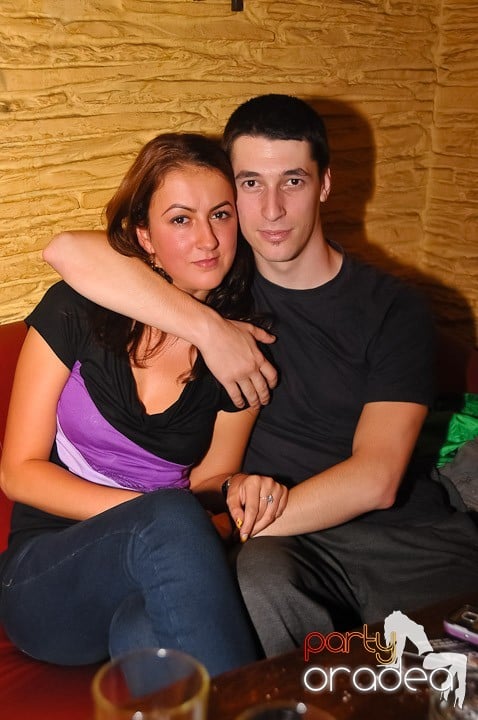 Distracţie şi voie bună în Downtown, 