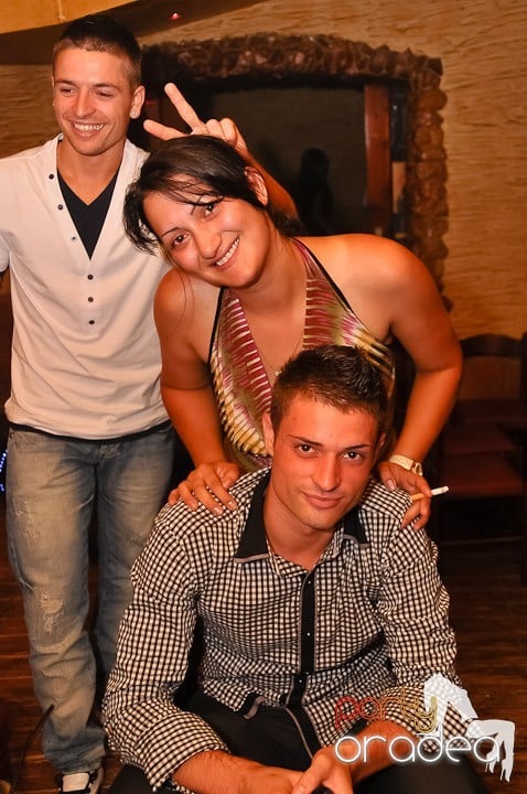 Distracţie şi voie bună în Downtown, 