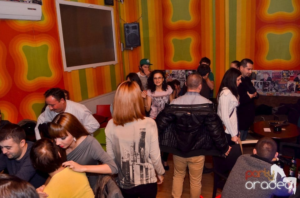 Distracţie şi voie bună în Juice, Juice