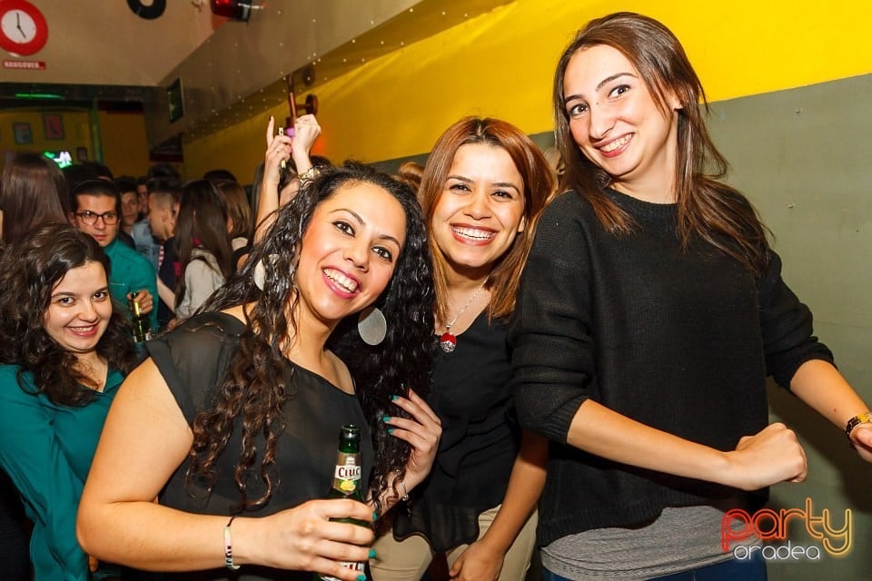 Distracţie şi voie bună în Yellow, 