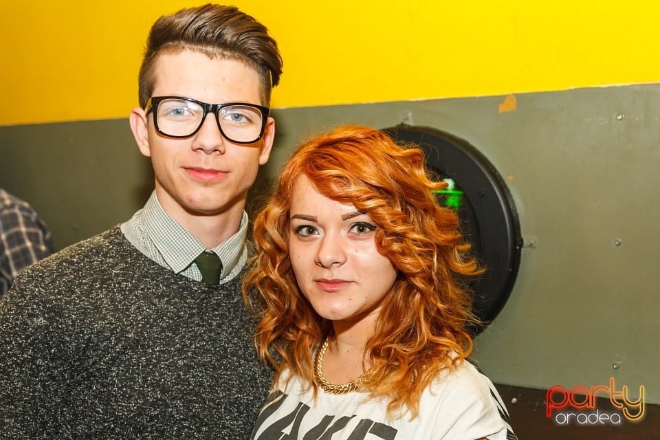 Distracţie şi voie bună în Yellow, 