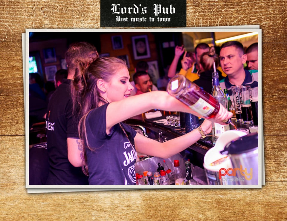 Distracţie la Lord's Pub, Lord's Pub