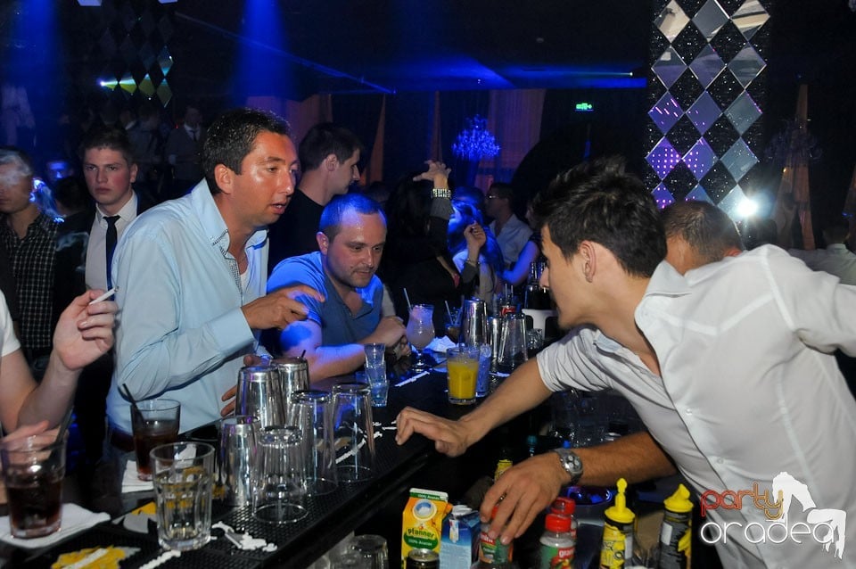 DJ Adrian Eftimie în The One, 