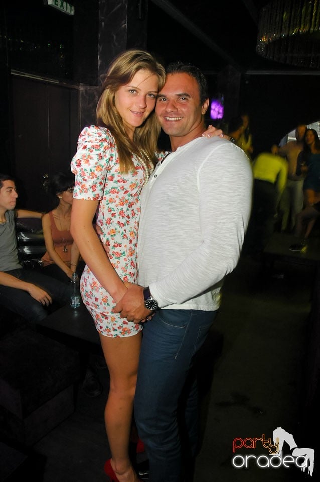 DJ Adrian Eftimie în The One, 