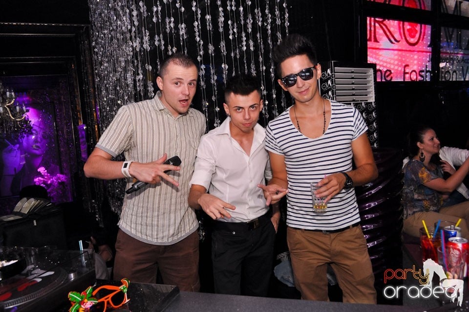 DJ Alexinno în Club The One, 