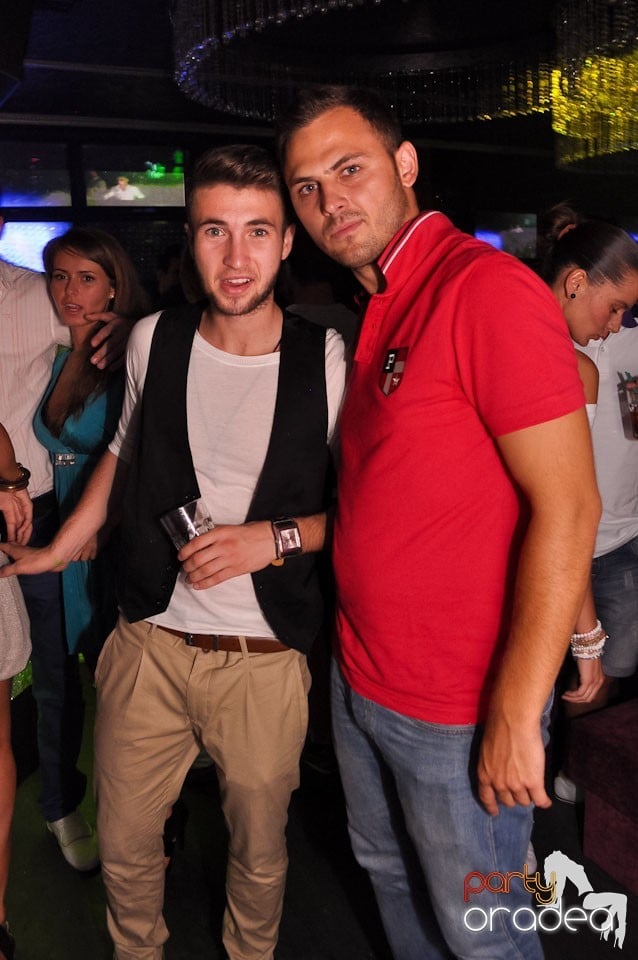 DJ Alexinno în Club The One, 