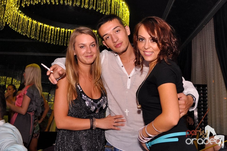 DJ Alexinno în Club The One, 