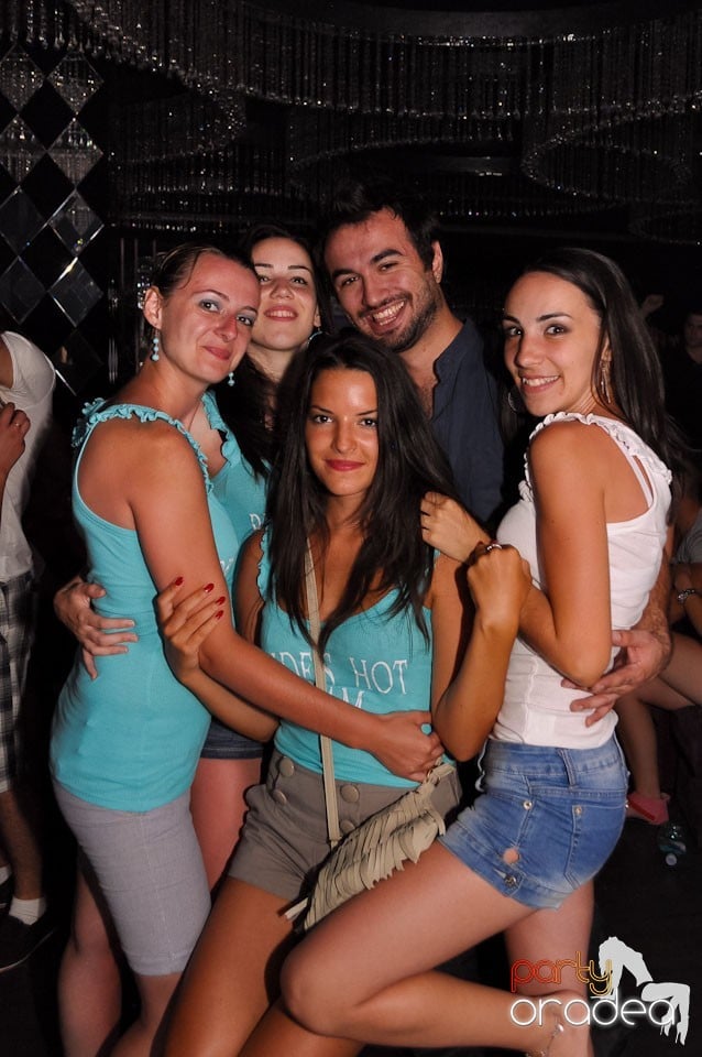 DJ Alexinno în Club The One, 