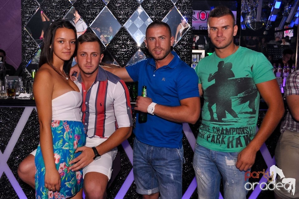 DJ Alexinno în Club The One, 