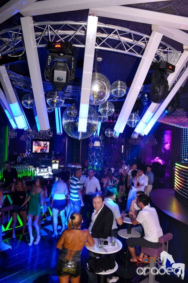 DJ Alexinno în Club The One, 