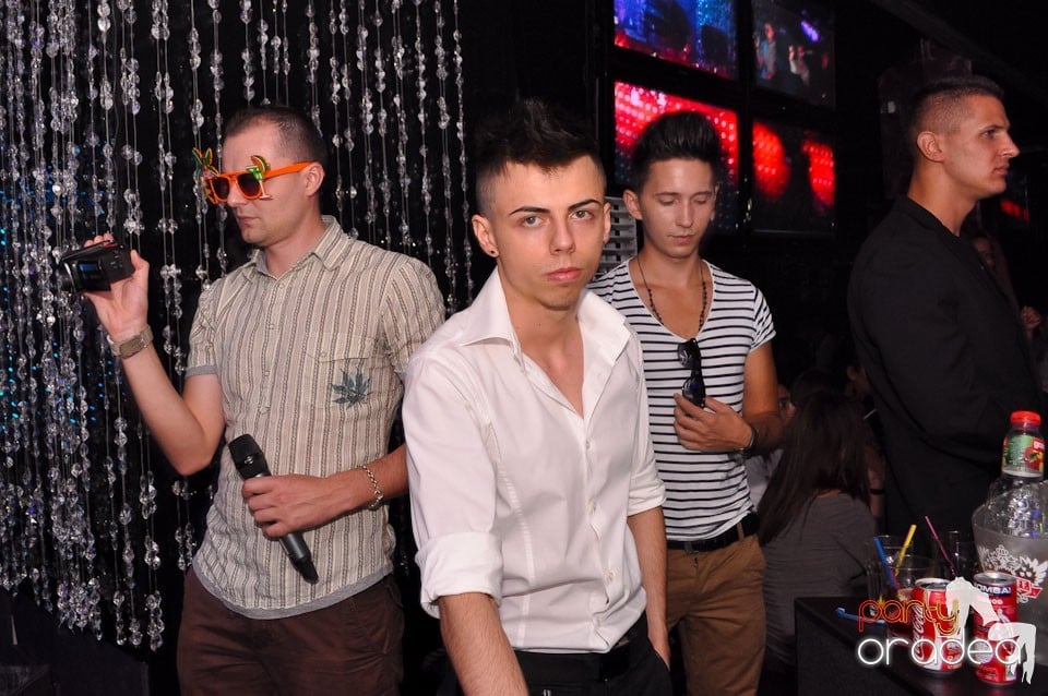 DJ Alexinno în Club The One, 