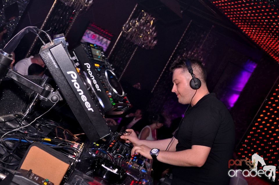 DJ Alexinno în Club The One, 