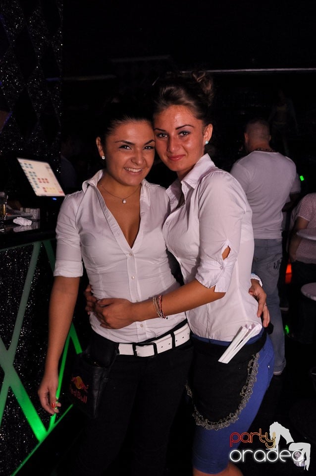 DJ Alexinno în Club The One, 