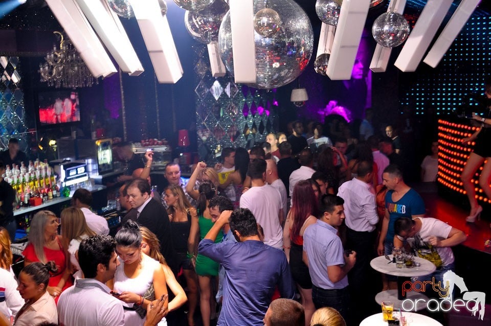 DJ Alexinno în Club The One, 