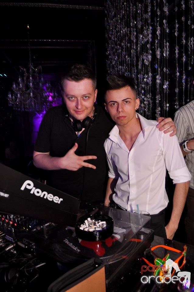 DJ Alexinno în Club The One, 
