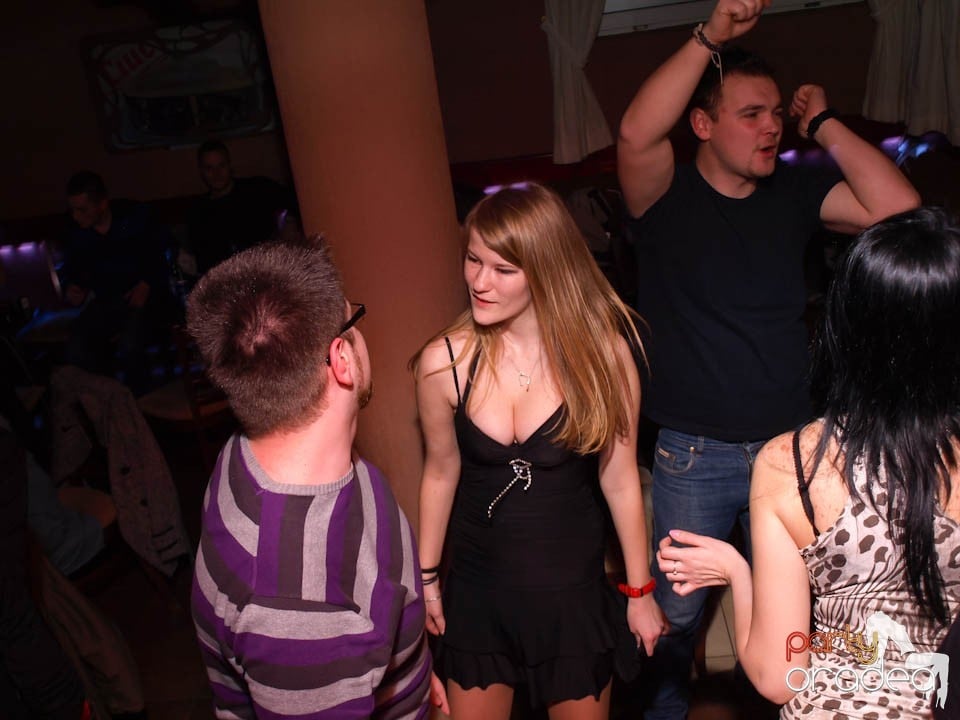 DJ Cristiano la butoane în Chanson, 