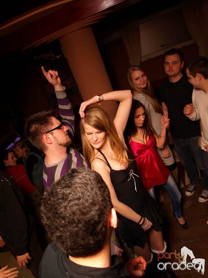 DJ Cristiano la butoane în Chanson, 