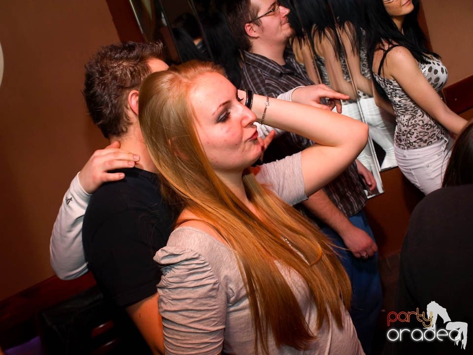 DJ Cristiano la butoane în Chanson, 