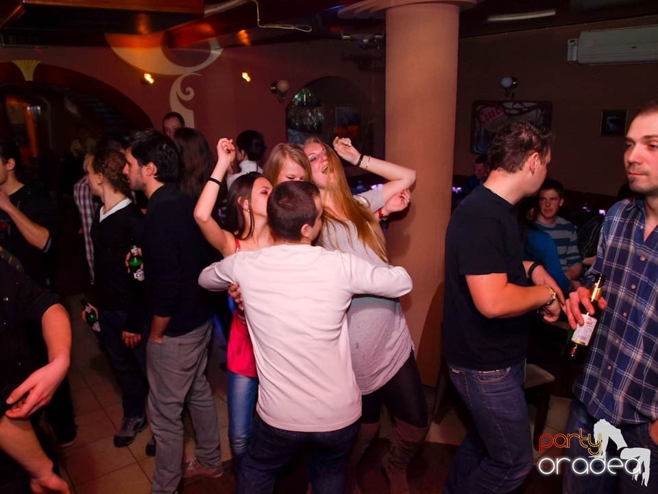 DJ Cristiano la butoane în Chanson, 