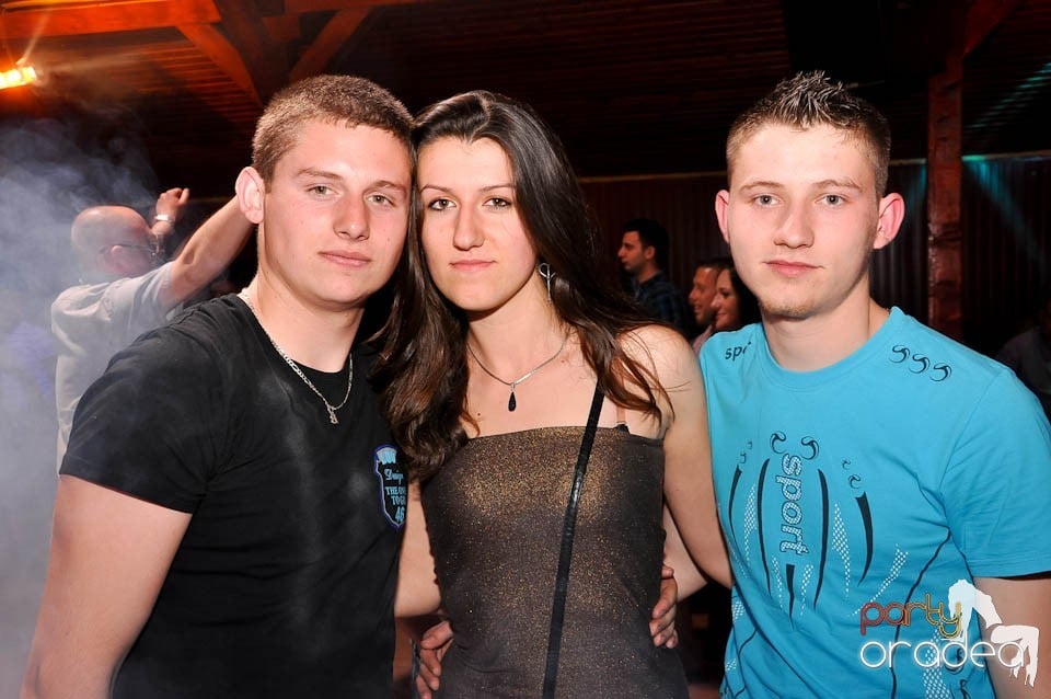 DJ Deka feat. Gabriella în Disco Faház, 