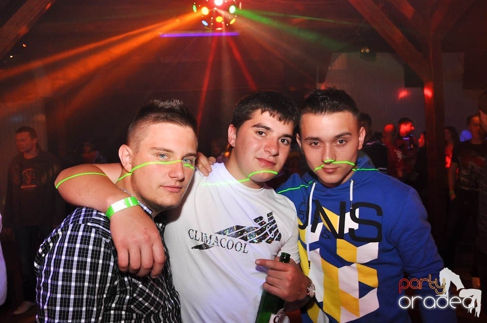 DJ Deka feat. Gabriella în Disco Faház, 