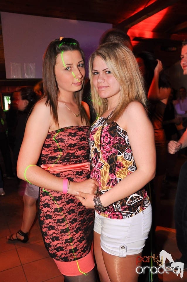 DJ Deka feat. Gabriella în Disco Faház, 