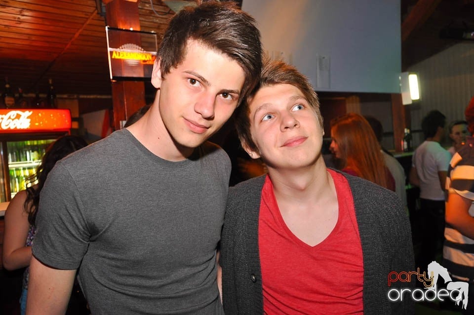 DJ Deka feat. Gabriella în Disco Faház, 