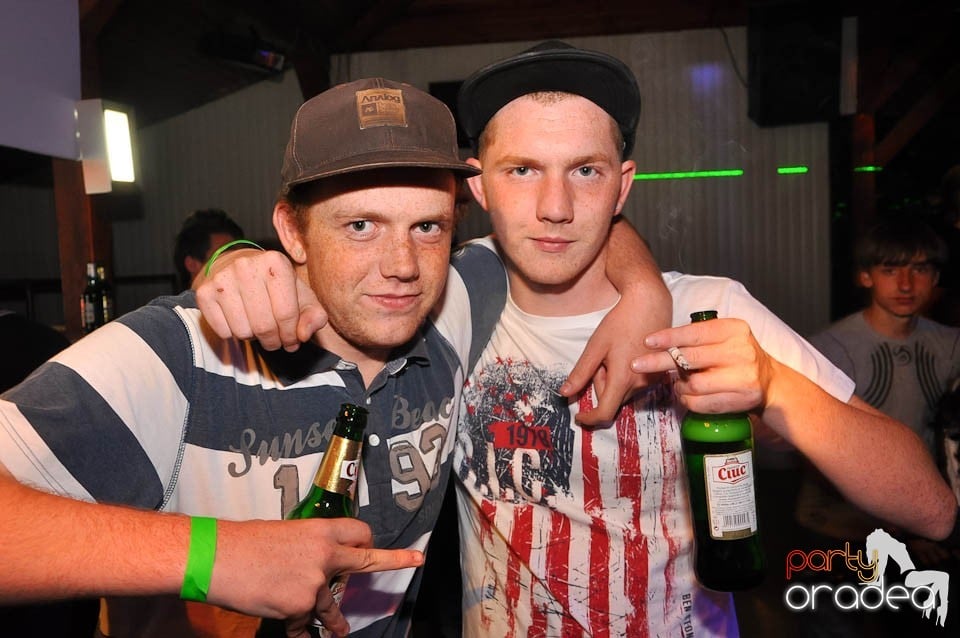 DJ Deka feat. Gabriella în Disco Faház, 