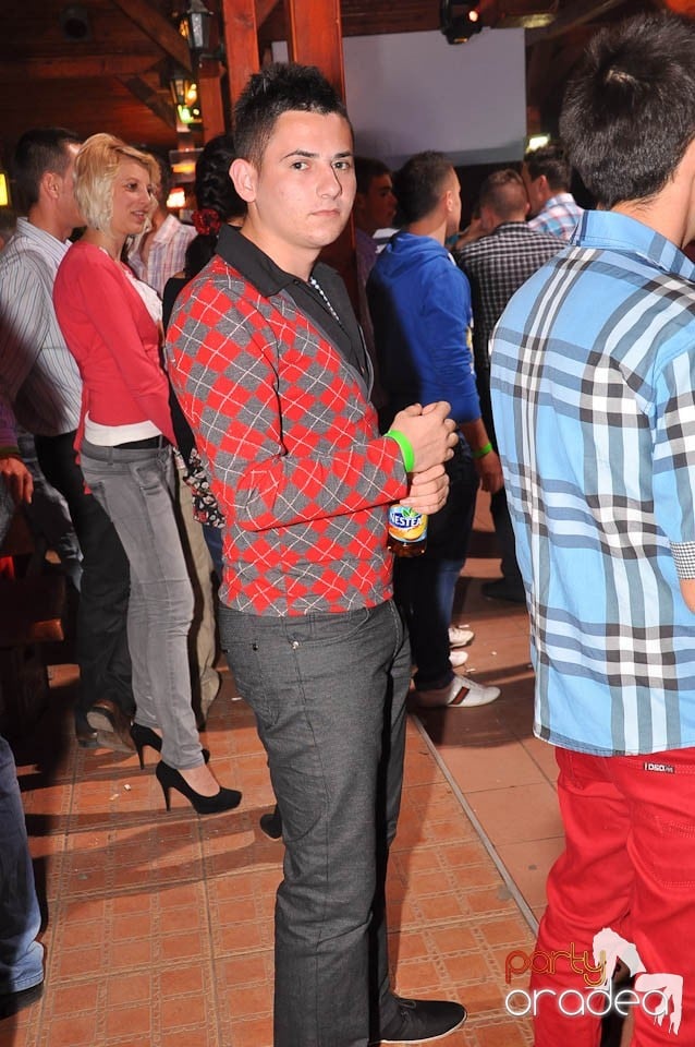 DJ Deka feat. Gabriella în Disco Faház, 