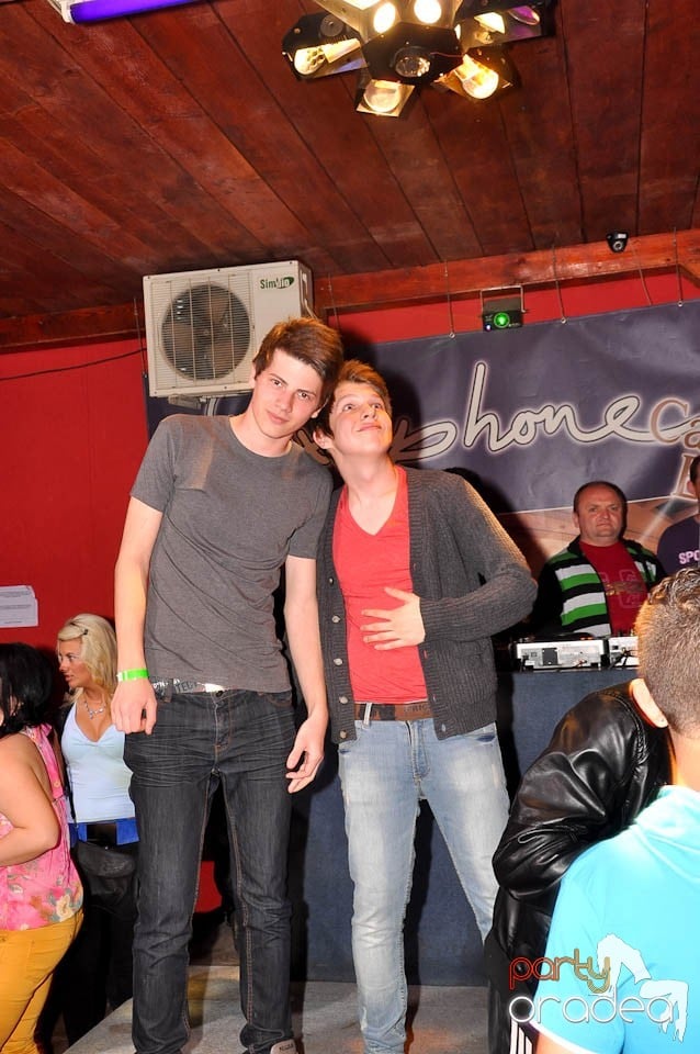 DJ Deka feat. Gabriella în Disco Faház, 