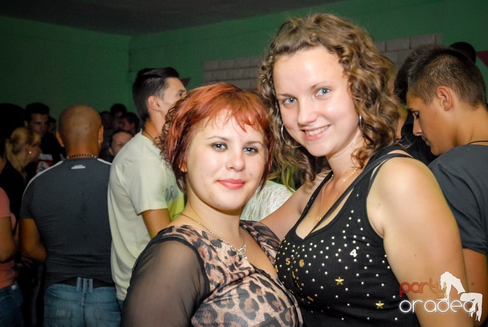 Dj Deka, Royal Party House